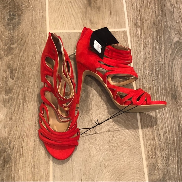 Express red strappy heels NWT - Picture 2 of 5